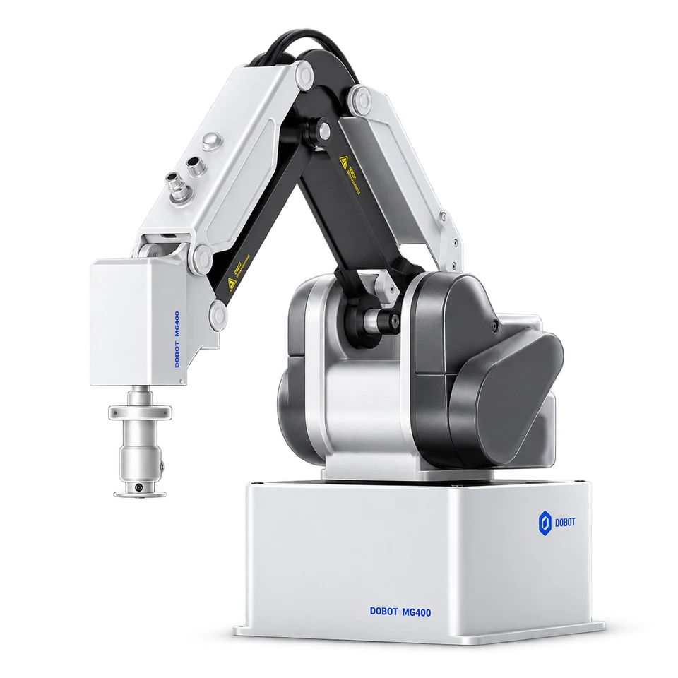 Studio portrait of DOBOT MG400